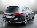 VW Passat bei Reisemobile.expert - Abbildung (2 / 15)