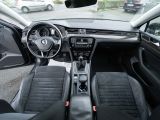 VW Passat bei Reisemobile.expert - Abbildung (5 / 15)