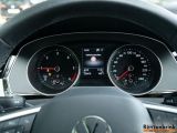 VW Passat bei Reisemobile.expert - Abbildung (12 / 15)