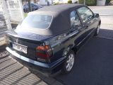 VW Golf bei Reisemobile.expert - Abbildung (3 / 7)