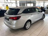 Opel Astra bei Reisemobile.expert - Abbildung (8 / 15)