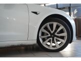 Tesla Model 3 bei Reisemobile.expert - Abbildung (5 / 15)