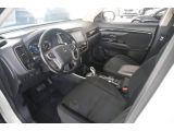 Mitsubishi Outlander bei Reisemobile.expert - Abbildung (11 / 15)