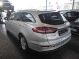 Ford Mondeo Turnier bei Reisemobile.expert - Abbildung (5 / 13)