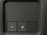 Dacia Duster bei Reisemobile.expert - Abbildung (14 / 15)