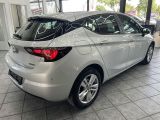 Opel Astra bei Reisemobile.expert - Abbildung (5 / 15)