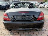 Mercedes-Benz SLK-Klasse bei Reisemobile.expert - Abbildung (3 / 15)