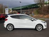 Ford Fiesta bei Reisemobile.expert - Abbildung (3 / 14)