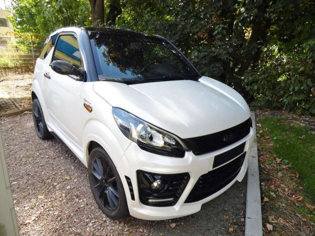 Ligier JS50 bei Reisemobile.expert - Hauptabbildung Ligier JS50 bei Reisemobile.expert - Hauptabbildung