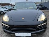 Porsche Cayenne bei Reisemobile.expert - Abbildung (3 / 13)