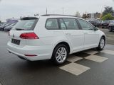 VW Golf bei Reisemobile.expert - Abbildung (5 / 15)