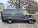 Iveco Daily bei Reisemobile.expert - Abbildung (4 / 10)