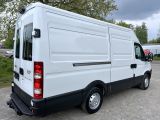 Iveco Daily bei Reisemobile.expert - Abbildung (4 / 10)