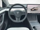 Tesla Model Y bei Reisemobile.expert - Abbildung (13 / 15)
