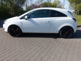 Opel Corsa bei Reisemobile.expert - Abbildung (4 / 13)