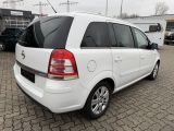 Opel Zafira bei Reisemobile.expert - Abbildung (5 / 15)