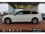 VW Passat bei Reisemobile.expert - Abbildung (2 / 15)