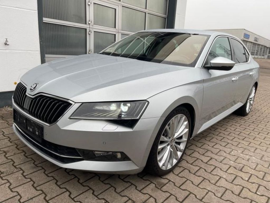 Skoda Superb bei Reisemobile.expert - Hauptabbildung Skoda Superb bei Reisemobile.expert - Hauptabbildung