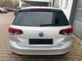 VW Passat bei Reisemobile.expert - Abbildung (5 / 15) VW Passat bei Reisemobile.expert - Abbildung (5 / 15)
