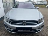VW Passat bei Reisemobile.expert - Abbildung (4 / 15) VW Passat bei Reisemobile.expert - Abbildung (4 / 15)