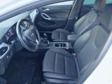 Opel Astra bei Reisemobile.expert - Abbildung (9 / 15)