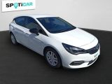 Opel Astra bei Reisemobile.expert - Abbildung (3 / 15)