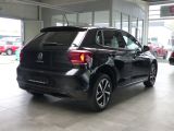 VW Polo bei Reisemobile.expert - Abbildung (2 / 15)