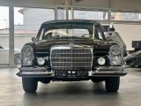 Mercedes-Benz 280 bei Reisemobile.expert - Abbildung (2 / 15)