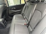 BMW 3er bei Reisemobile.expert - Abbildung (15 / 15) BMW 3er bei Reisemobile.expert - Abbildung (15 / 15)