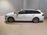 Skoda Octavia bei Reisemobile.expert - Abbildung (3 / 15)