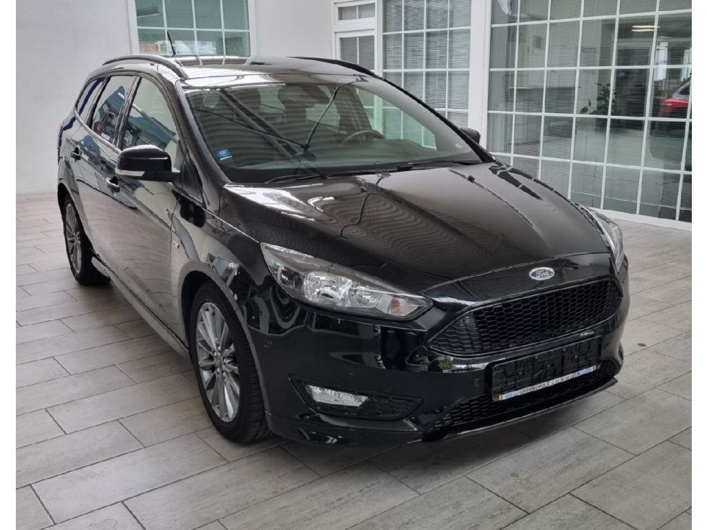 Ford Focus bei Reisemobile.expert - Hauptabbildung Ford Focus bei Reisemobile.expert - Hauptabbildung